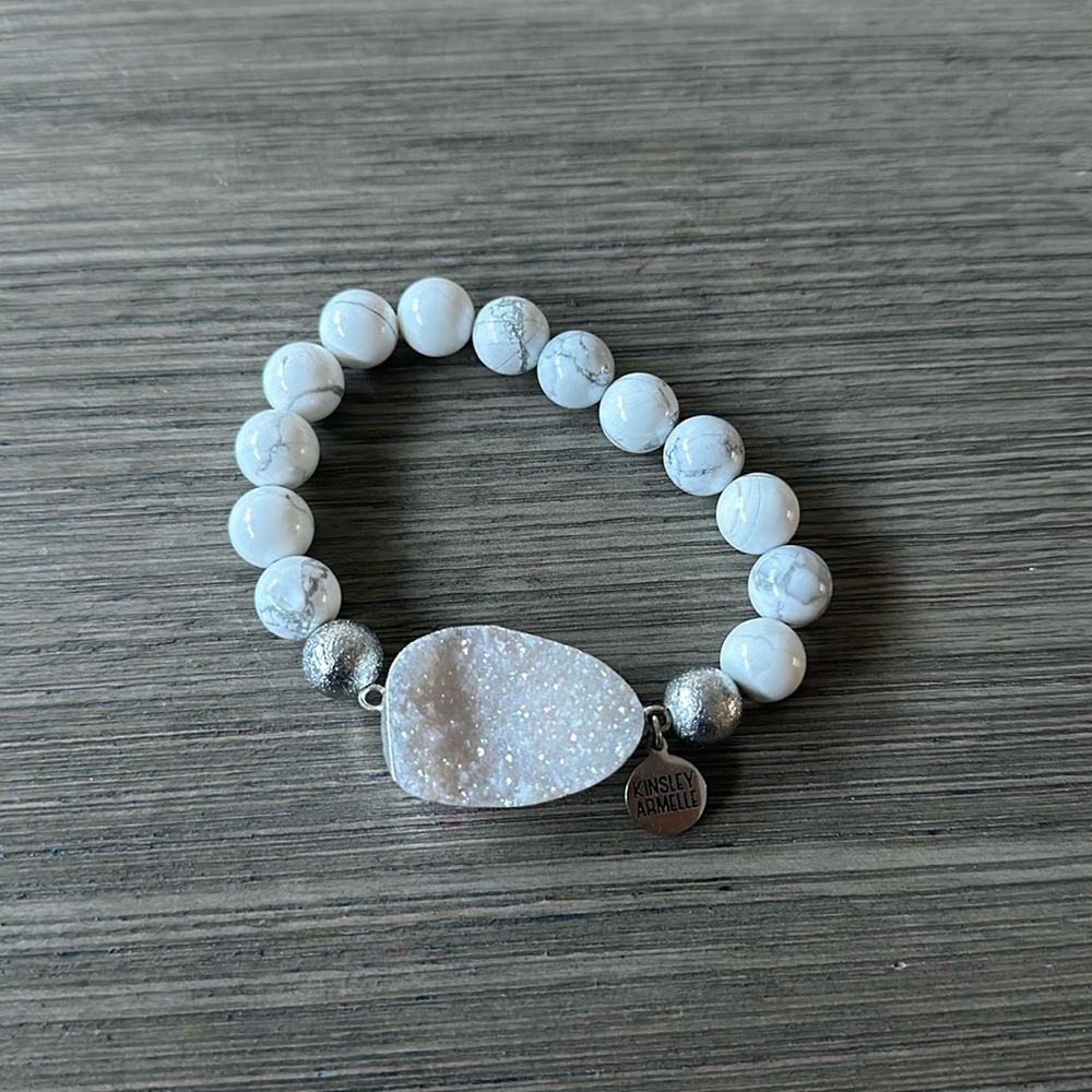 STONE COLLECTION
SILVER PEPPER BRACELET